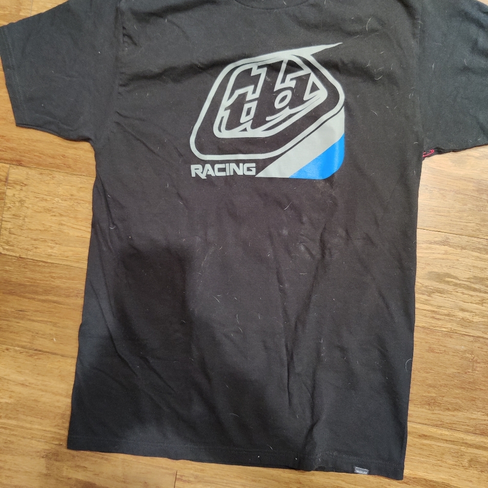 Mens t shirt